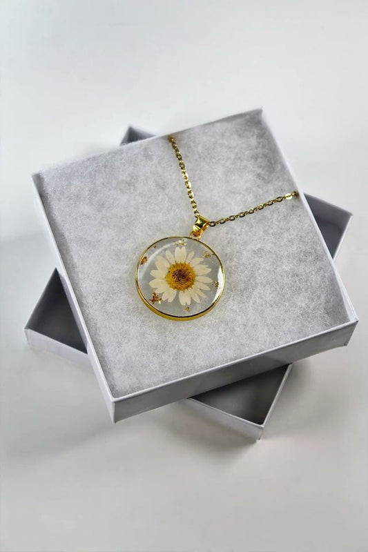 Round Resin Necklace with White Daisy & Gold Foil Pendant