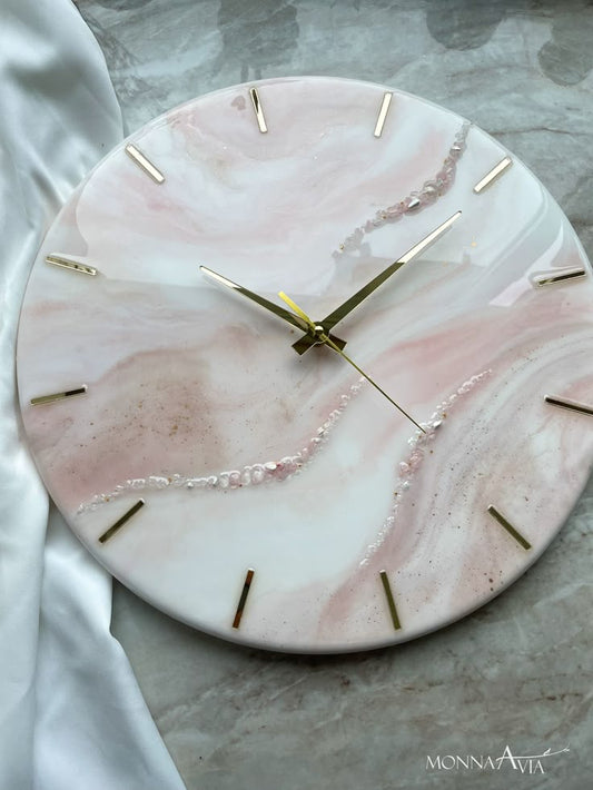 Elegant Pink Resin Wall Clock – Handmade Epoxy Decorative Timepiece
