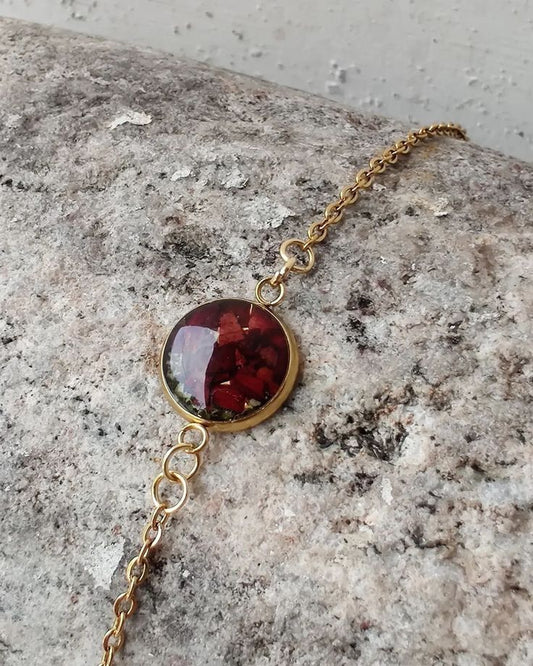 Crimson Glow Gold