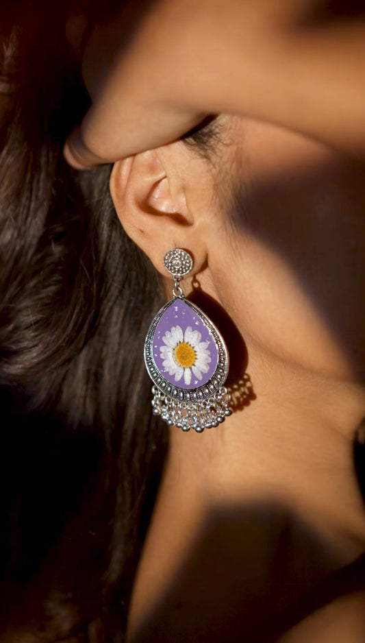 Real Daisy Resin Earrings – Purple Teardrop Silver Statement
