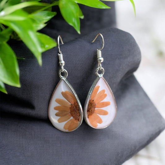 Real Flower Resin Teardrop Earrings – Handmade Floral Jewelry