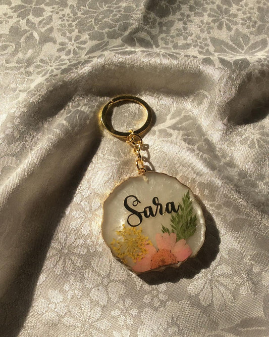 Custom Resin Keychain with Name – Personalized Floral Keychain Gift