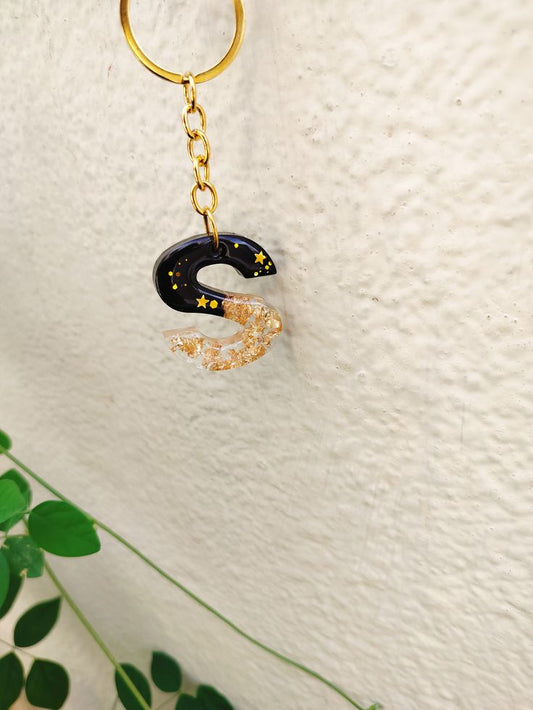 Customized Resin Alphabet Keychain – Letter S