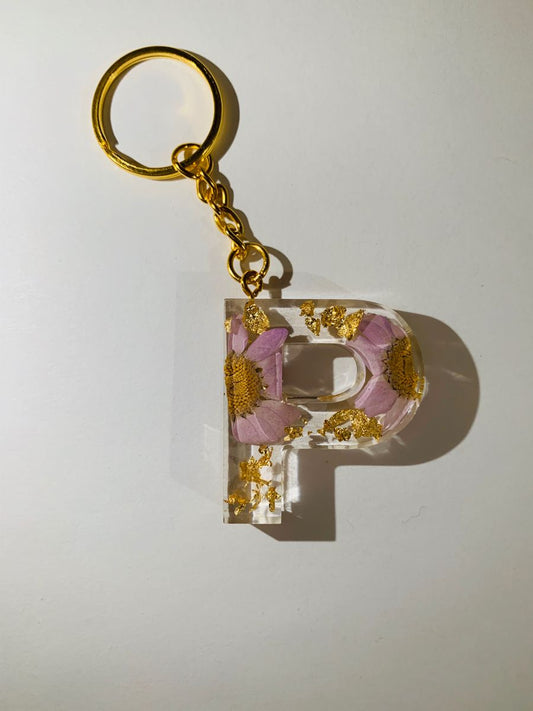 Customized Resin Alphabet Keychain "P" with Pink Flowers & Gold Flakes