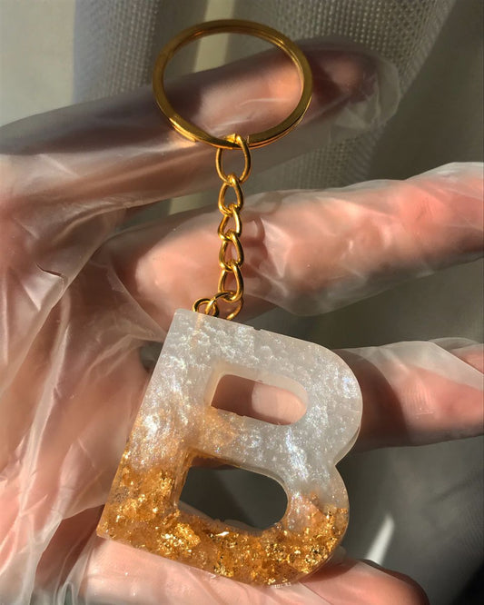 Customized Resin Letter Keychain – Alphabet B with Gold Flakes