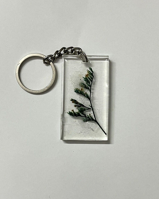 Customized Resin Keychain – Rectangular Design with Preserved Green Leaf