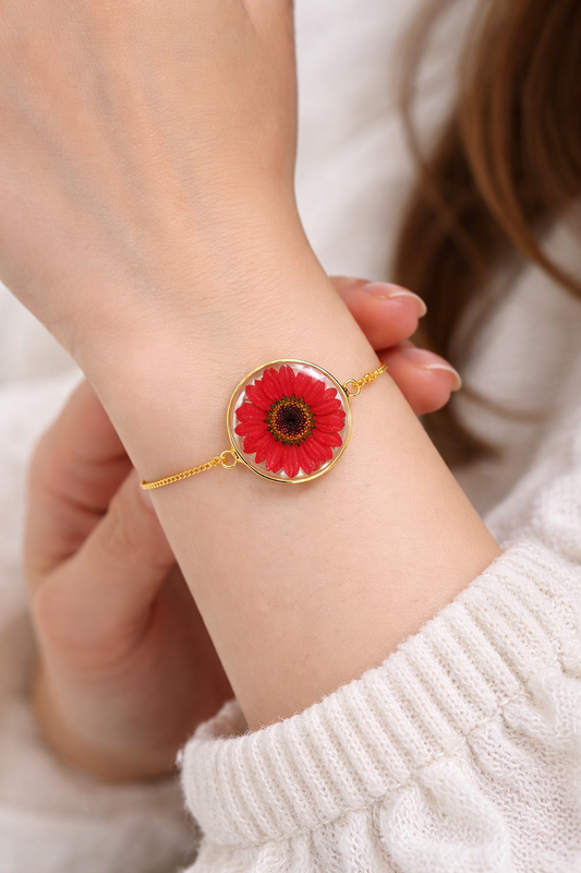 Real Red Daisy Resin Bracelet – Handmade Floral Gold Chain Bracelet for Women