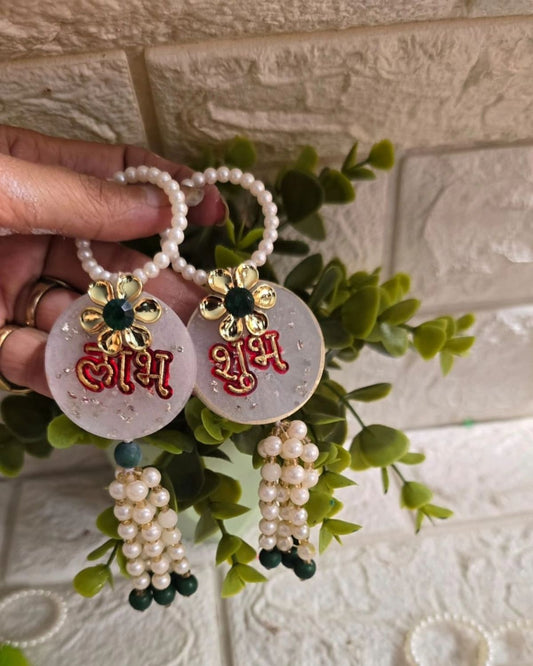 Resin Labh Shubh Wall Hanging | Round Pearl Design