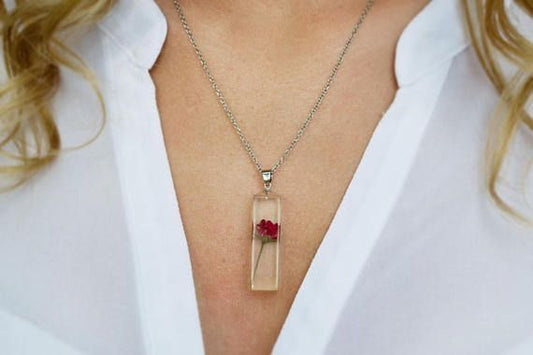 Rectangle Resin Necklace with Red Dried Flower Pendant