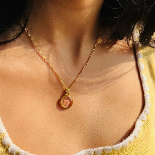 Mini Floral Resin Necklace with Pink Flower Pendant